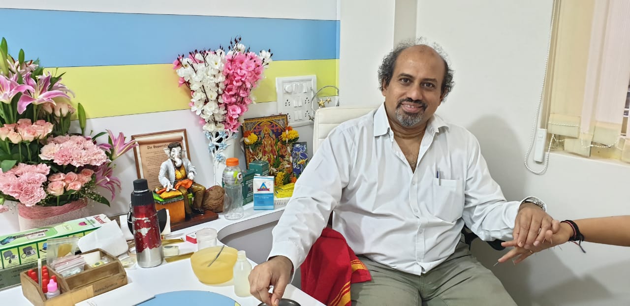 Nityananda Clinic : Acupuncture & Chiropractic Treatment | Homeopathy & Colon Hydrotherapy in Bandra