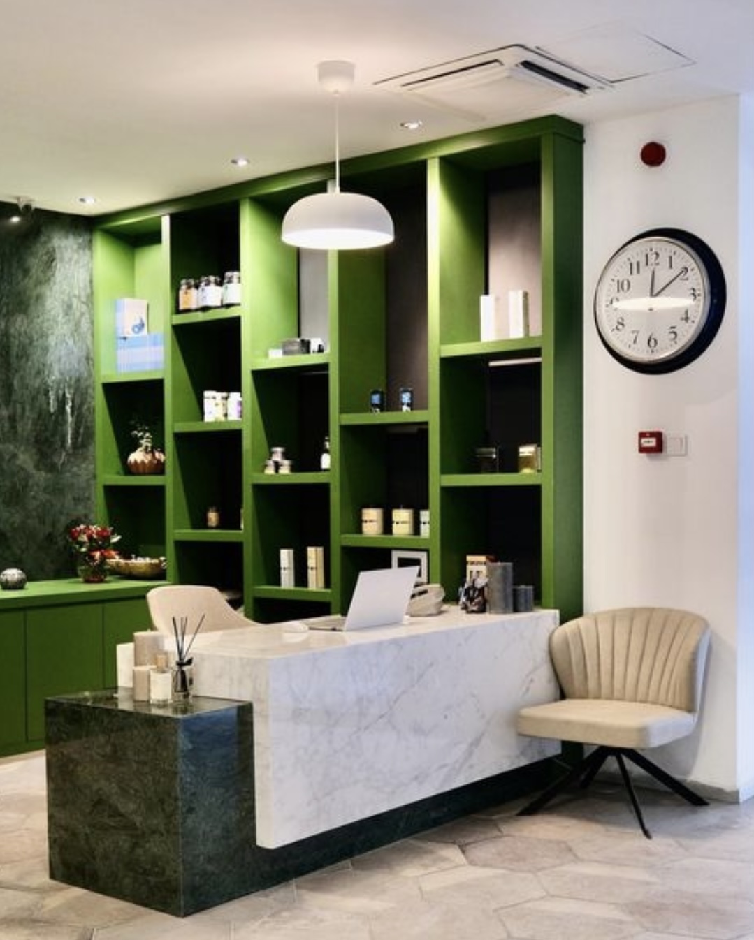 Onlyhealth.co Longevity & Biohacking Center